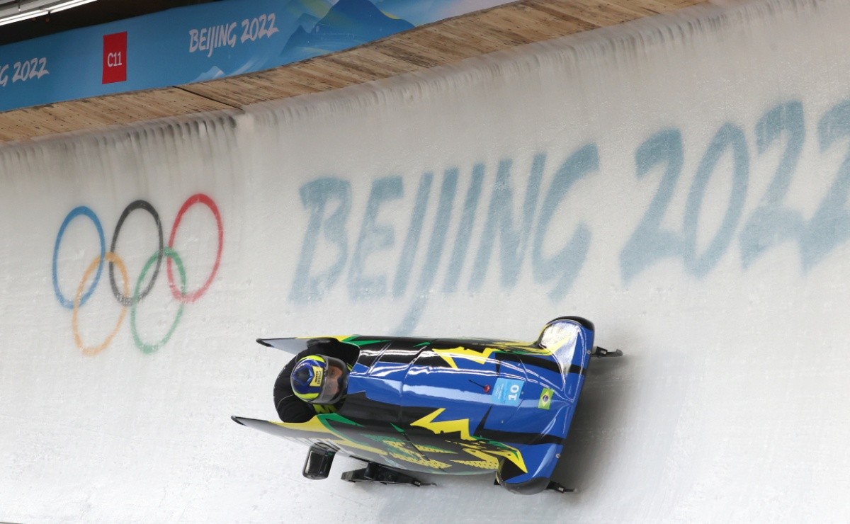 Winter Olympics 2022 How much does a bobsled cost?