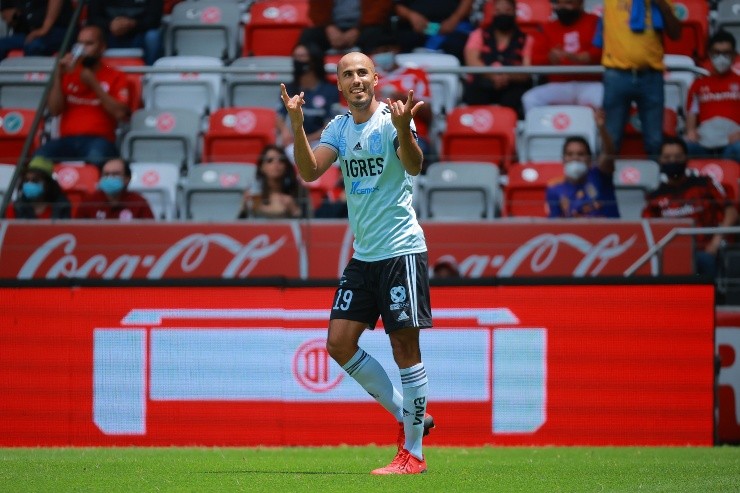 Pizarro lleva 13 goles y 12 asistencias en Tigres (Imago 7)
