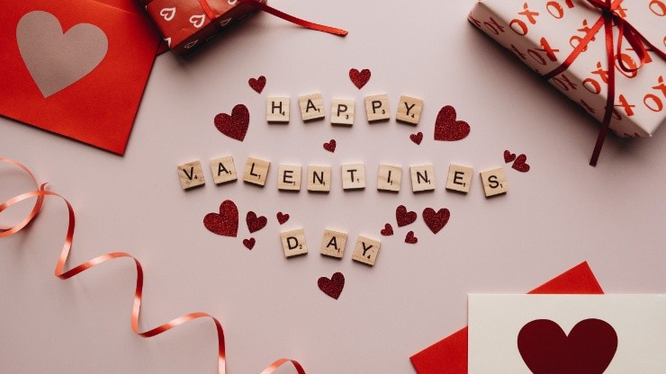 Happy Valentine's Day 2023: Best Last Minute Gift Ideas