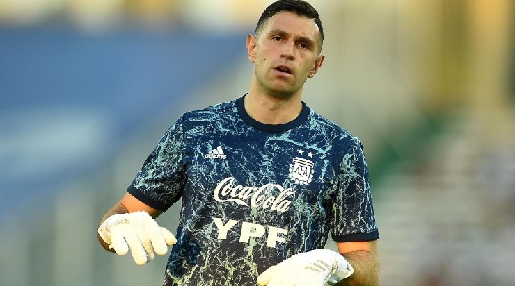Emiliano Martínez (Photo by Marcelo Endelli/Getty Images)