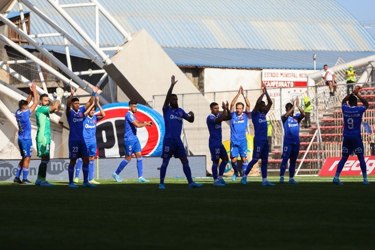 Los Azules podrán volver a tener público ante los Hispanos | Foto: Agencia Uno Los Azules podrán volver a tener público ante los Hispanos | Foto: Agencia Uno