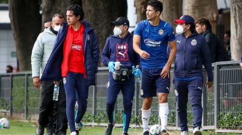 Jesús Molina abandona la cancha tras lesión (IMAGO 7)