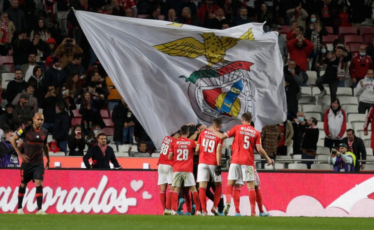Investigação de suborno de árbitro pode fazer com que Benfica seja rebaixado