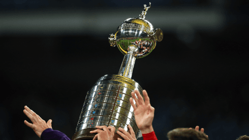 Trofeo de la Copa Libertadores.