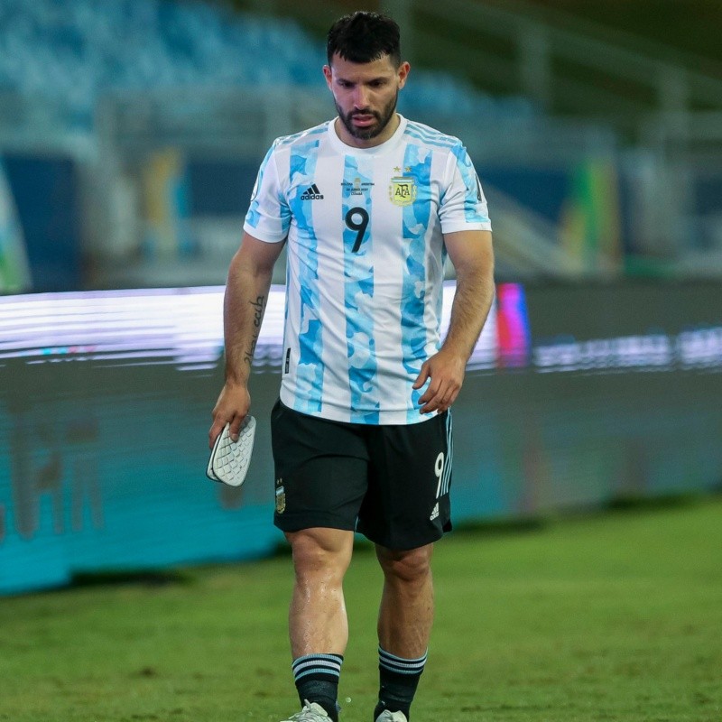 Agüero não fica em silêncio e expõe situação nos bastidores do Barcelona