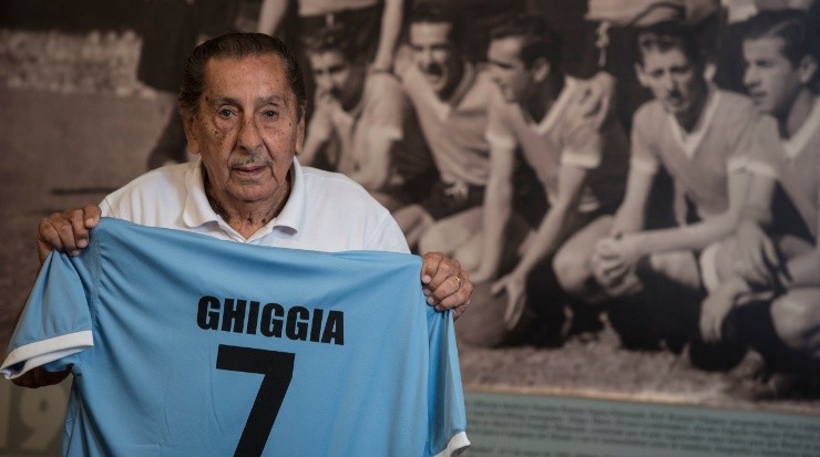 Alcides Ghiggia, Uruguay&#039;s hero in the 1950 FIFA World Cup Title. Paulo Fridman/Corbis via Getty Images)