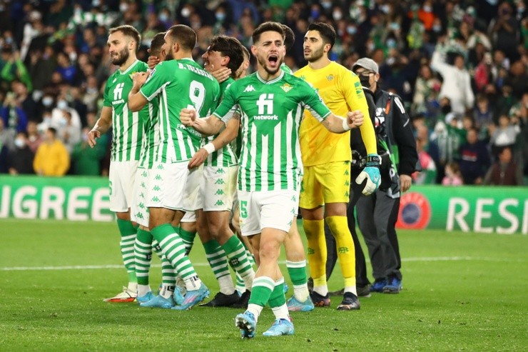 El conjunto de Pellegrini y Bravo se candidatea en la Europa League | Foto: Getty Images 