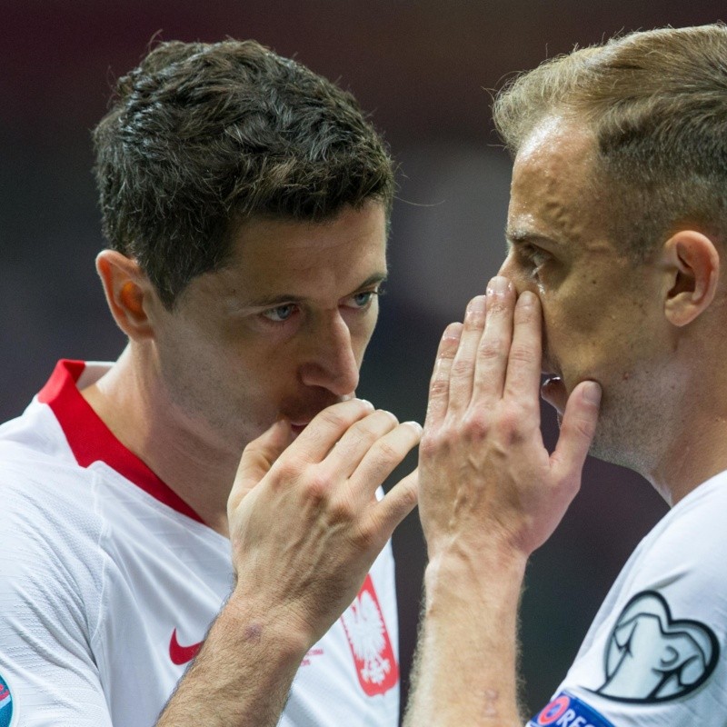 Polonia y Robert Lewandowski avisan que no jugarán ante Rusia