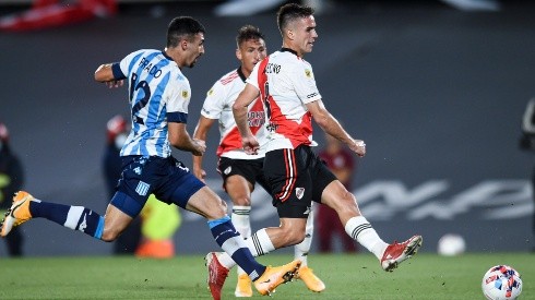 Agustín Palavecino define y convierte en el último River vs. Racing (Foto: Getty).