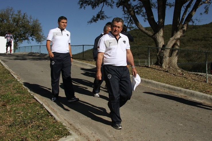 Víctor Manuel Vucetich vuelve a Rayados