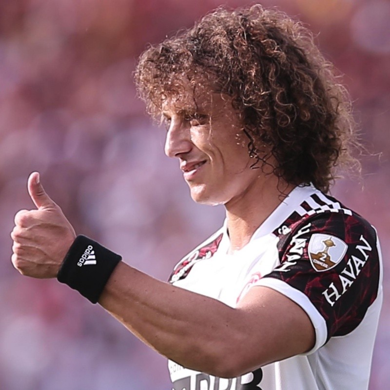 Zagueiro acima da média pode jogar ao lado de David Luiz no Flamengo