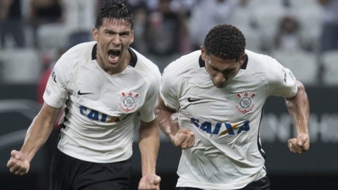 Foto: © Daniel Augusto Jr/Ag. Corinthians - Balbuena e Pablo viraram temas nas redes sociais entre torcedores do Corinthians