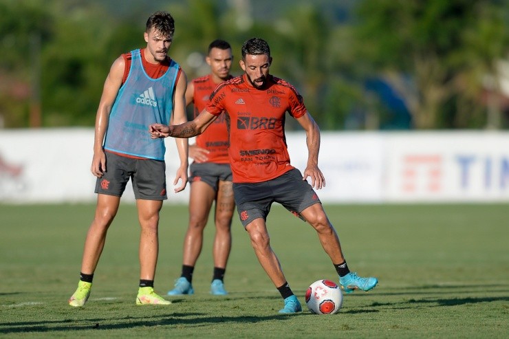 El jugador nacional estuvo presente en el entrenamiento de su equipo en esta jornada | Foto: Flamengo 