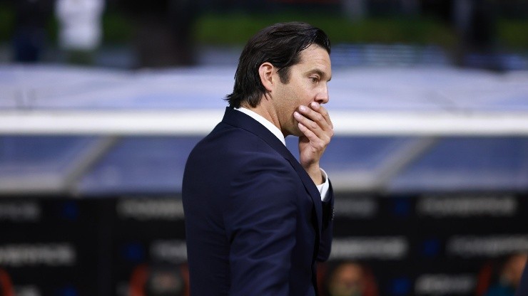 David Faitelson pidió la cabeza de Santiago Solari y tachó al América de "impresentable"