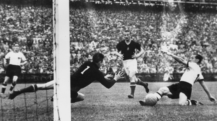 A match of the FIFA World Cup Switzerland 1954. (Allsport/Hulton/ Getty Images)
