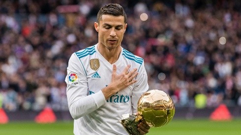 Cristiano Ronaldo con su último Balón de Oro