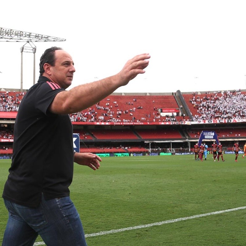 “Digitais dele”; ‘Surpreendente’, Ceni é elogiado após vitória sobre o Corinthians