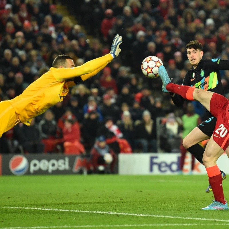 Liverpool cayó ante Inter, pero se clasificó a cuartos de Champions