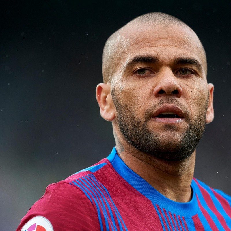 Sin espacio: panorama complicado para Dani Alves en Barcelona