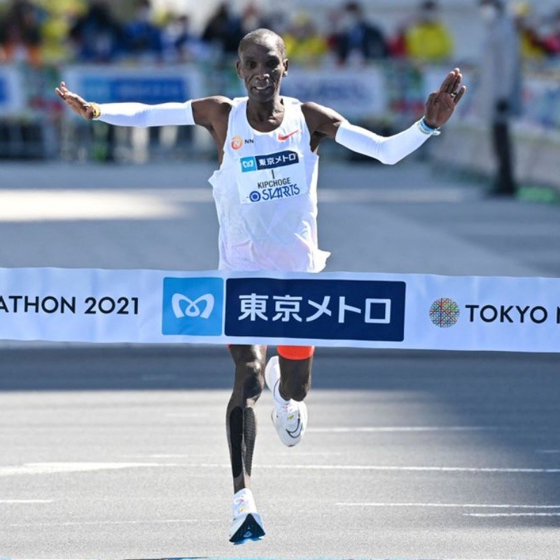 ¡Volvió Eliud! En Tokio hizo la cuarta mejor marca de la historia