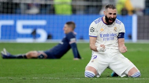 Festejo de gol de Benzema.