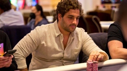 João Simão foi o melhor brasileiro no Wynn Millions (Foto: Jamie Thomson/PokerNews)