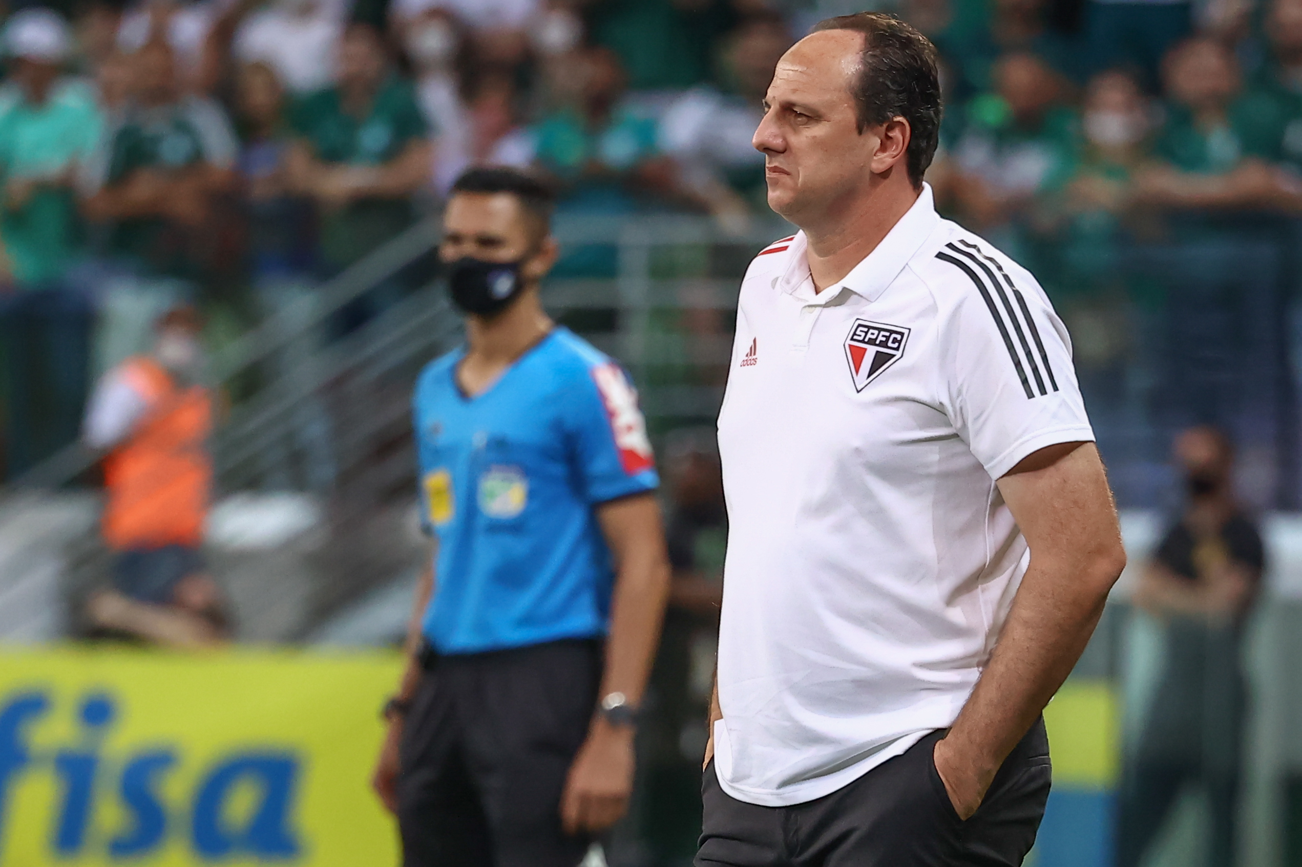 Rogério Ceni está em boa base no São Paulo (Foto: Marcello Zambrana/AGIF)