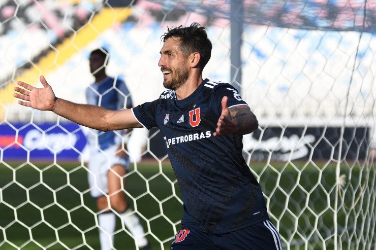 El ex goleador de los Azules se refirió al momento del club | Foto: Agencia Uno 