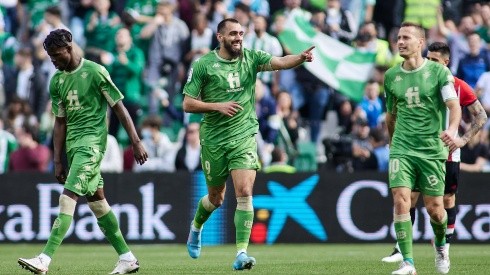 Gol de Borja Iglesias para la victoria de Betis