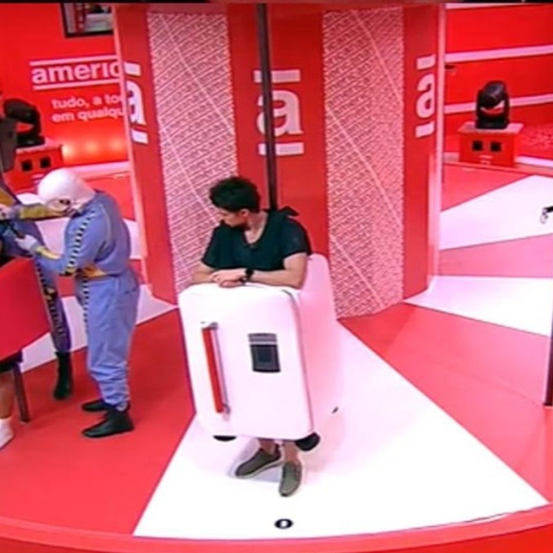 BBB 22: participante revela diagnóstico de câncer e choca os brothers: “No testículo”