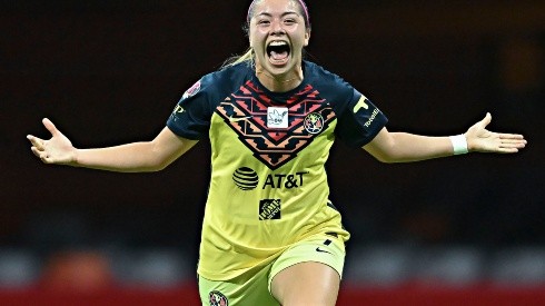 Katty Killer festeja su primer gol en un Clásico Nacional de Liga MX Femenil