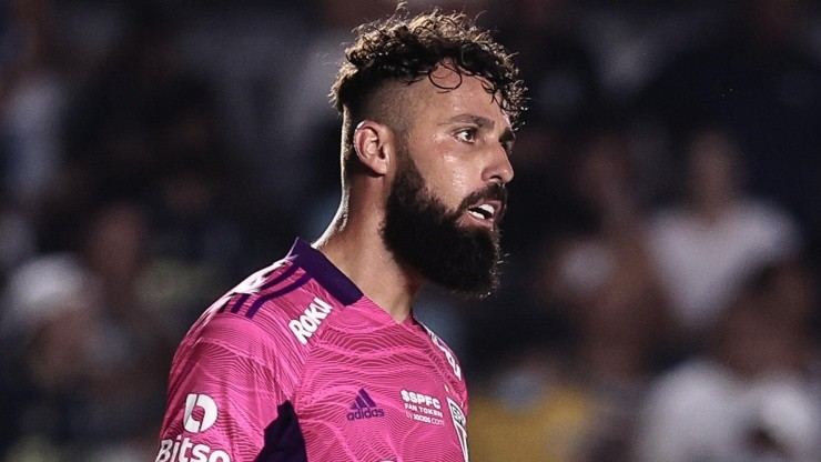 - O goleiro falou que a torcida será importante no confronto