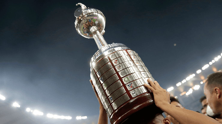 Trofeo de la Copa Libertadores.