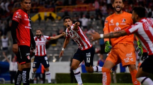 Zaldívar celebra su gol contra Atlas del Guard1anes 2021 (IMAGO 7)