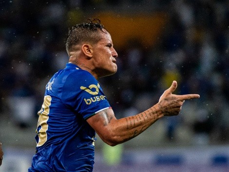 Atacante do Cruzeiro, Edu perde “de lavada” para atacante do Galo em estatística no Campeonato Mineiro