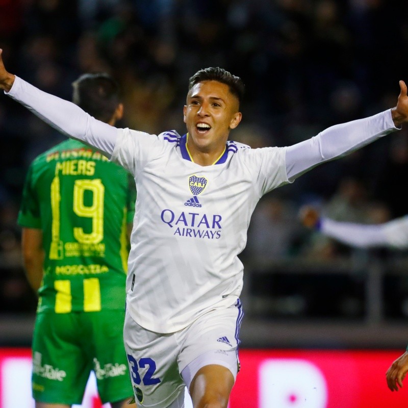 No juega pero da que hablar: el posteo de Almendra durante el Superclásico