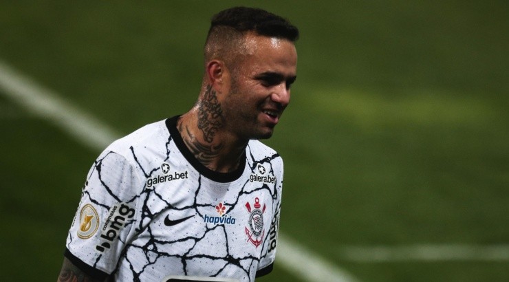 Foto: Ettore Chiereguini/AGIF - Camisa 7 não conseguiu repetir as mesmas boas atuações do Grêmio.