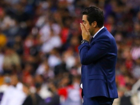 Sufre Leaño: Chivas anuncia la salida de un delantero