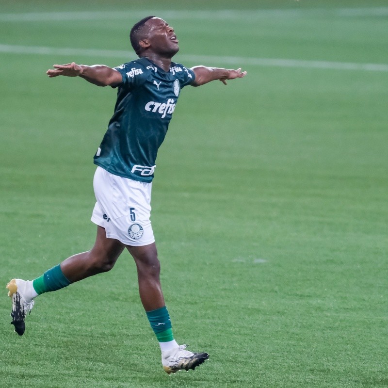 “Baita jogador”; Saída de Patrick do Palmeiras faz torcida do Grêmio pedir meio-campista