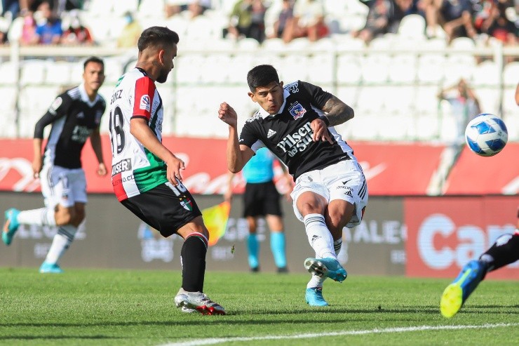 Pavez se ha consolidado como una pieza clave en el andamiaje de Colo Colo | Foto: Agencia Uno 