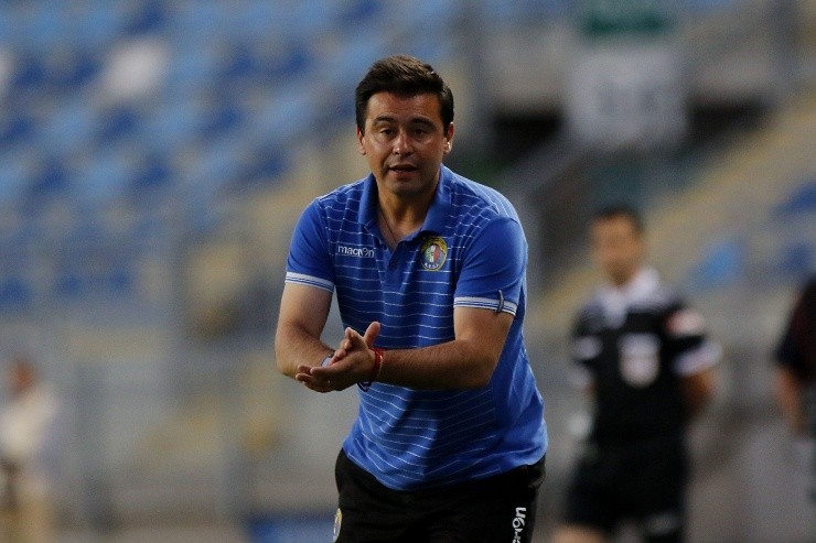 El debut de Ribera será en el Clásico de Colonias ante Unión Española | Foto: Agencia Uno 