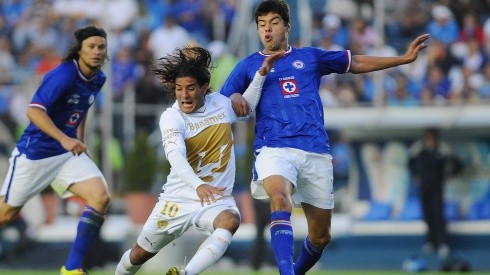 Néstor Araujo en un partido contra Pumasen 2011.
