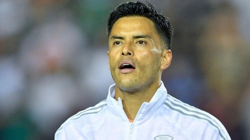 Alfredo Talavera insiste por quedarse en Pumas.