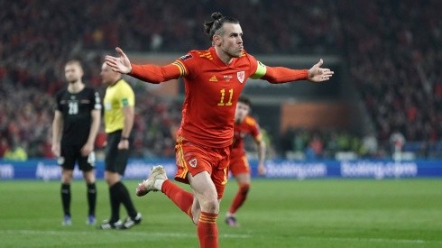 Bale la rompió y deja a Gales a un partido de Qatar 2022.