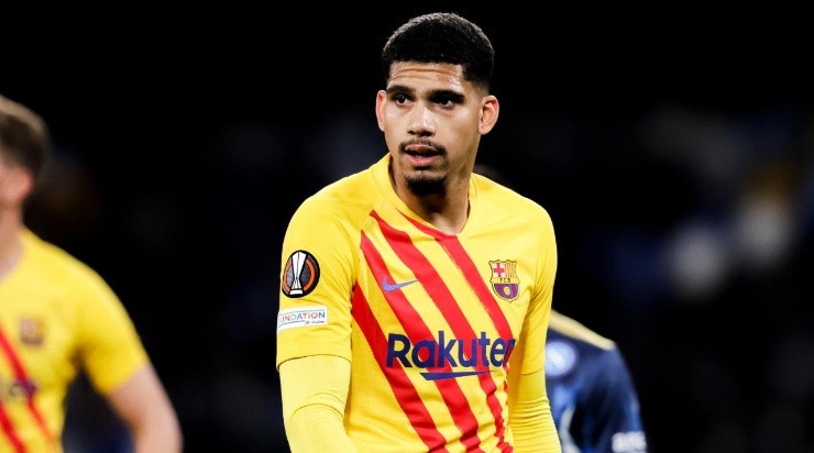 Ronald Araújo, una de las grandes apariciones de Barcelona