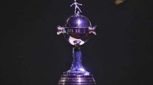 Trofeo de la Copa Libertadores.