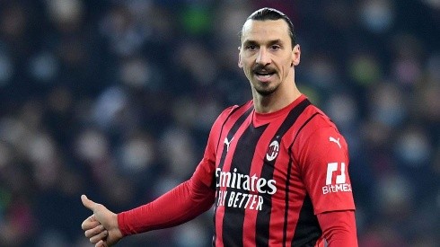 Zlatan en acción con Milan.