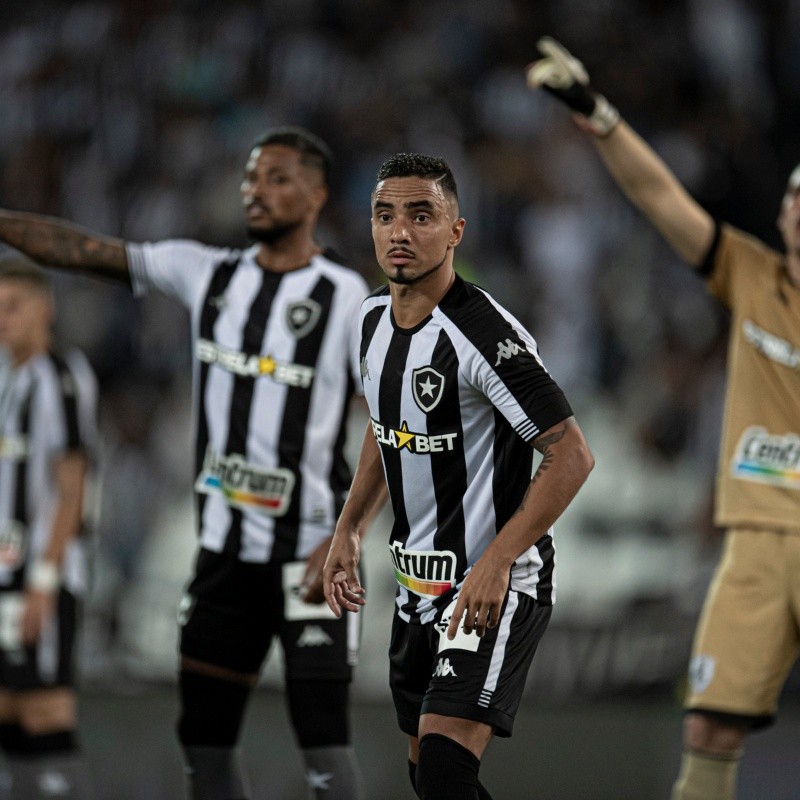 Rafael não se cala sobre eliminação do Botafogo no Carioca: "Tem que acabar"