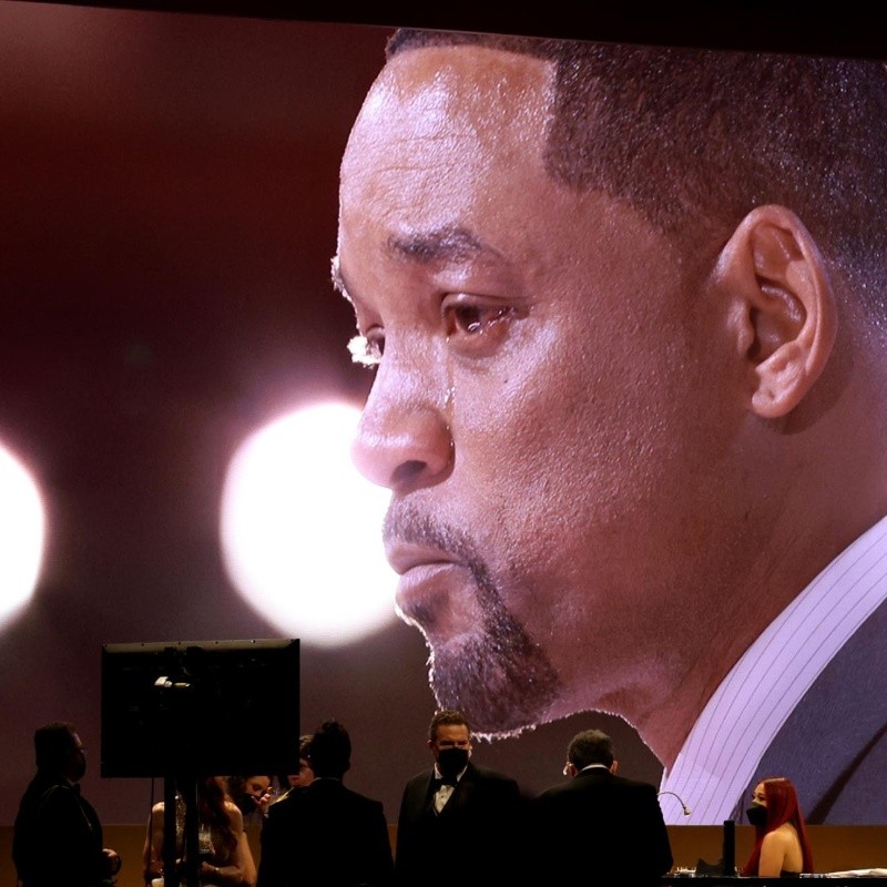 ¿Will Smith tendrá que devolver su Oscar por golpear a Chris Rock?