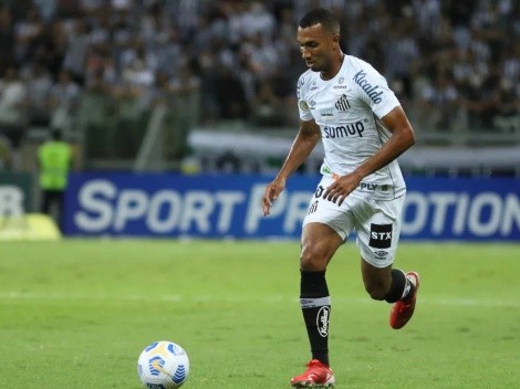 Internacional refaz proposta, oferece ‘grande combo’ para contratar Lucas Braga, do Santos